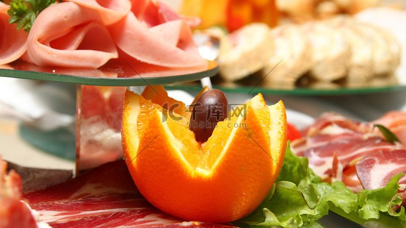 餐饮供应链公司如何助力食品安全与效率提升？**