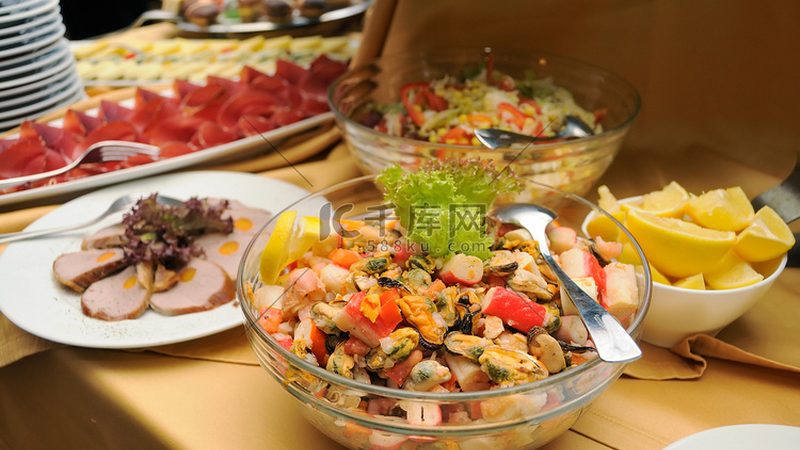 蜜饯果干定制礼盒：品味中的个性与心意